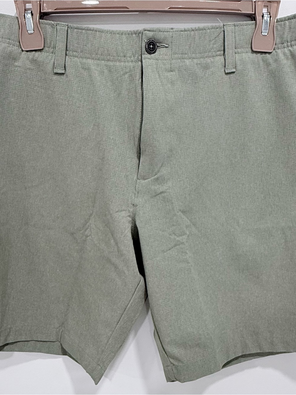 Under Armour Men's Olive Green Flat Front Shorts